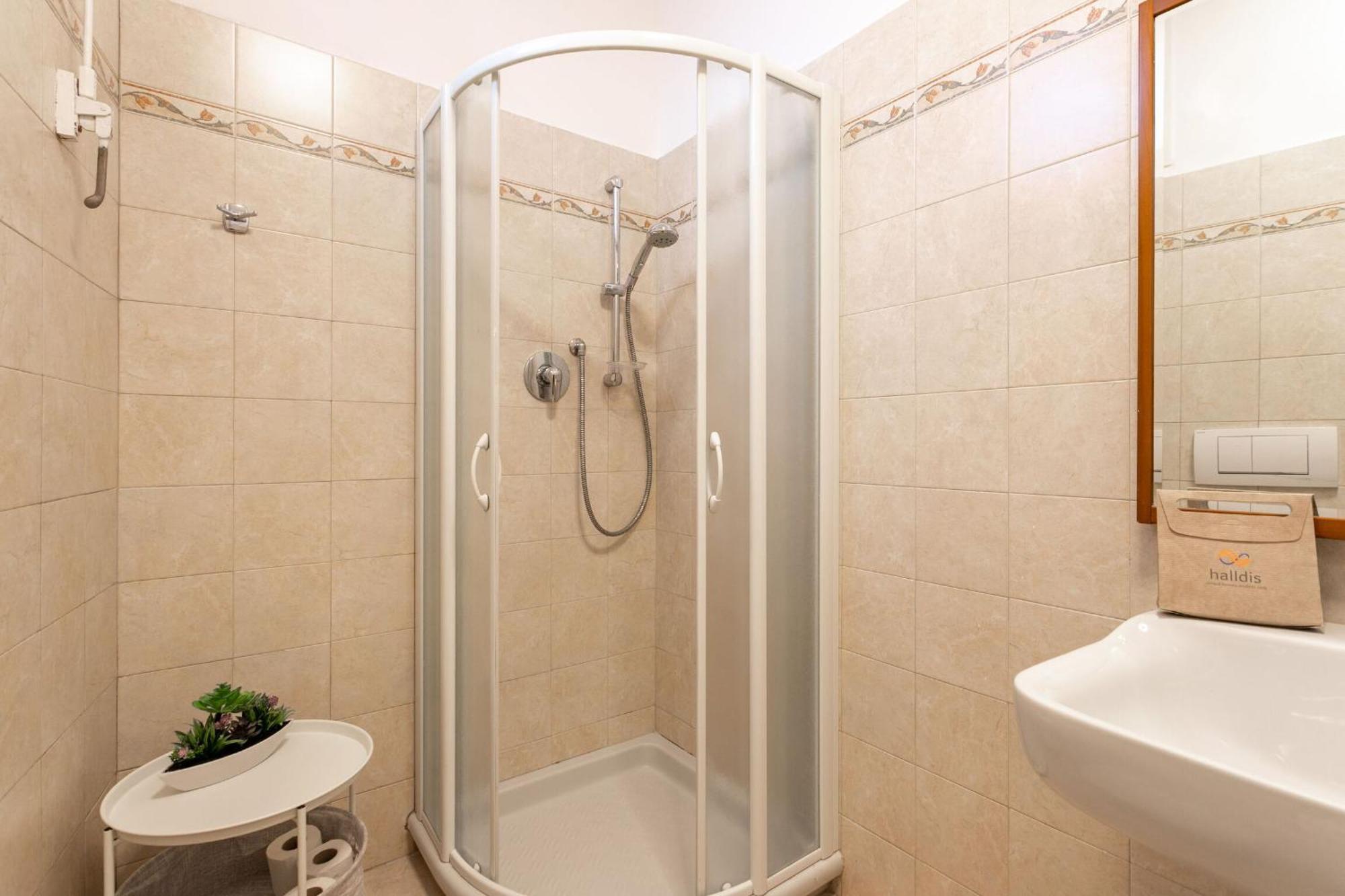 Barbaria De Le Tole Apartment